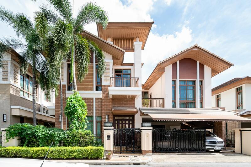 For Sale - Baan Sansiri Sukhumvit 67, Bangkok