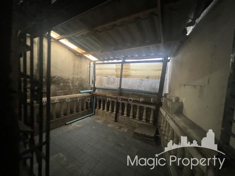 Commercial Shophouse for Rent on Sukhumvit Road, Bangkok, Khlong Tan Nua, Watthana, Bangkok, , 130 sqm, Shophouse For Rent, by Magic Property, 500130167 - DDproperty.com