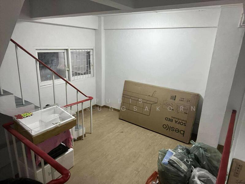 ให้เช่า - ให้เช่าอาคารพาณิชย์ สี่พระยา, กรุงเทพ