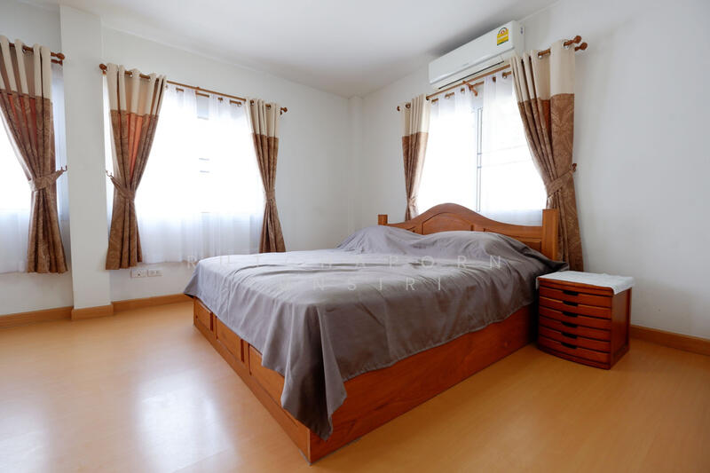 บ้านสวยในโครงการ ให้เช่า – ใกล้เซ็นทรัลเฟสติวัล เพียง 10 นาที ค่าเช่า 22,000 บาท / เดือน รหัสทรัพย์, Chiang Mai, San Pu Loei, Doi Saket, Chiang Mai, 3 Bedrooms, 150 sqm, Single Detached House For Rent, by Rutchaporn Tunsiri, 500130176 - DDproperty.com