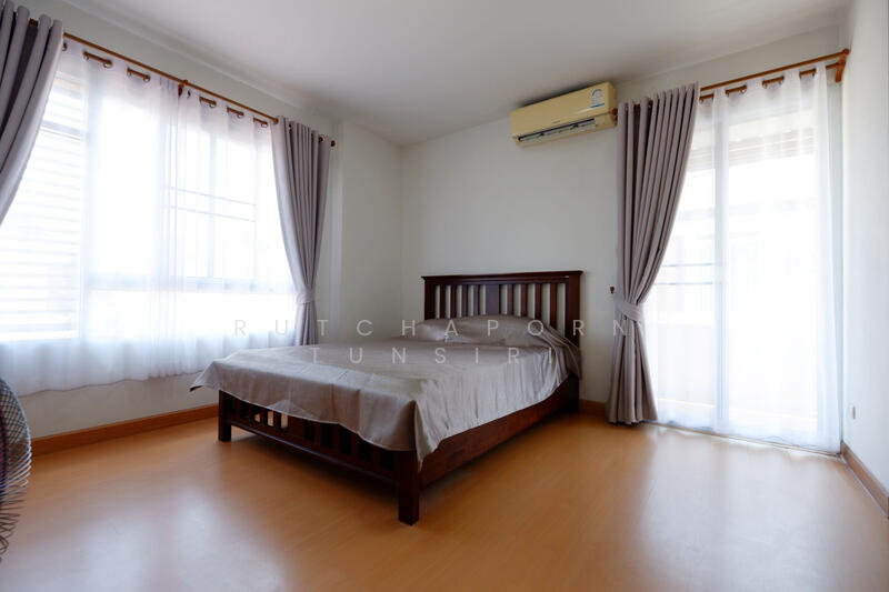 บ้านสวยในโครงการ ให้เช่า – ใกล้เซ็นทรัลเฟสติวัล เพียง 10 นาที ค่าเช่า 22,000 บาท / เดือน รหัสทรัพย์, Chiang Mai, San Pu Loei, Doi Saket, Chiang Mai, 3 Bedrooms, 150 sqm, Single Detached House For Rent, by Rutchaporn Tunsiri, 500130176 - DDproperty.com