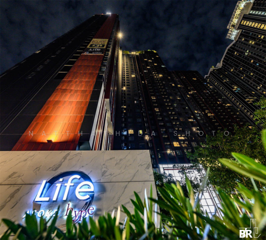 Life Asoke Hype : ไลฟ์ อโศก ไฮป์, กรุงเทพ