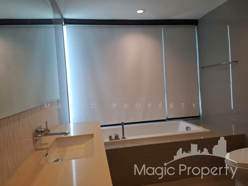 Rhythm Sukhumvit 42, Bangkok, Soi Sukhumvit 42, Sukhumvit Road, Phra Kanong, Khlong Toei, Bangkok, 2 Bedrooms, 79 sqm, Condo For Rent, by Magic Property, 500130321 - DDproperty.com