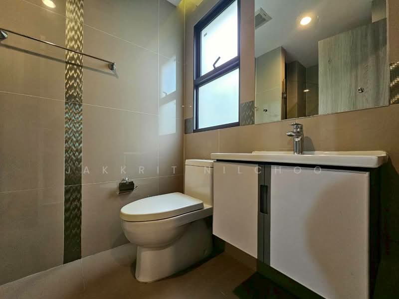 Passorn Songprapa, Bangkok, Songprapha Road, Si Khan, Don Mueang, Bangkok, 6 Bedrooms, 275 sqm, Single Detached House For Rent, by Jakkrit Nilchoo, 500130430 - DDproperty.com