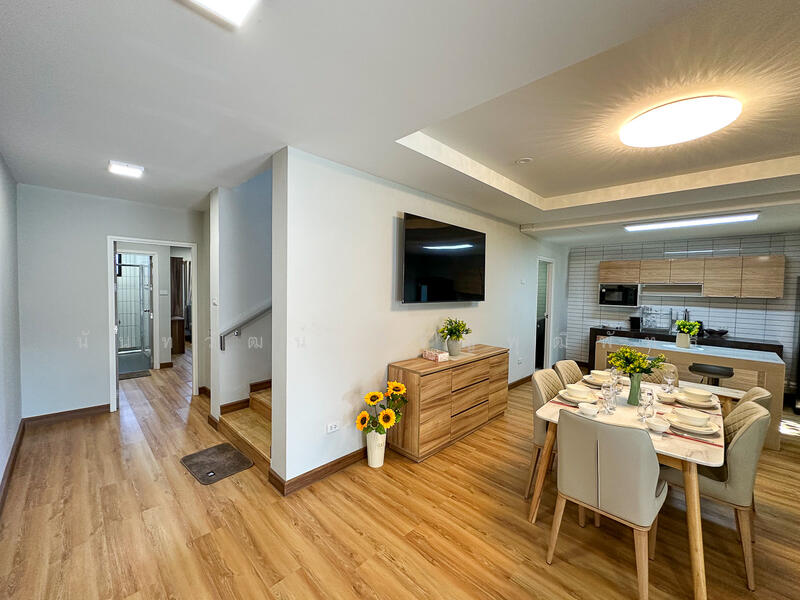 Brand New 3 Bed Twin Home in San Kamphaeng for Sale, Chiang Mai, San Kamphaeng, San Kamphaeng, Chiang Mai, 3 Bedrooms, 180 sqm, Semi-Detached House (Twin House) For Sale, by Nunthawat Hiranputtipat, 500130532 - DDproperty.com