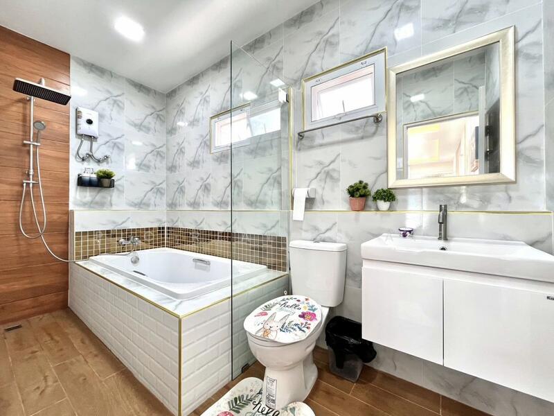 Two-Storey Detached House for sale in Chaiyapruek Jomtien, Chon Buri (Pattaya), Bang Lamung, Bang Lamung (Pattaya), Chon Buri (Pattaya), 3 Bedrooms, 228 sqm, Single Detached House For Sale, by PLC Real Estate, 500130631 - DDproperty.com