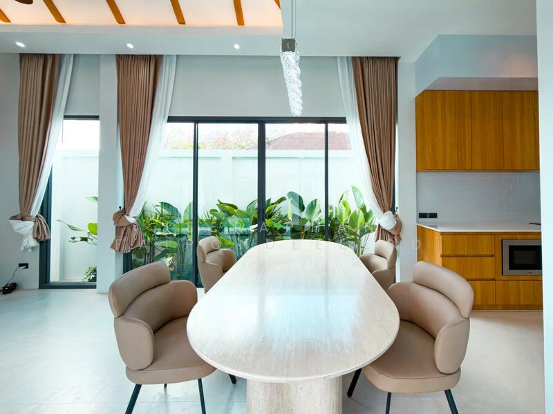 For Sale - New Modern Villa for Sale in the Heart of Ao Nang, Krabi, Krabi