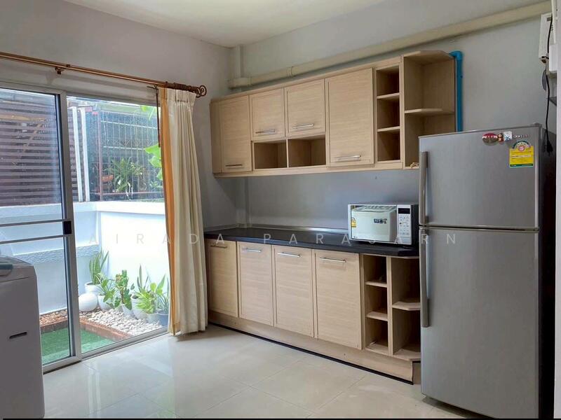 Baan Klang Muang Luzern Sukhumvit : บ้านกลางเมือง ลูเซิร์น สุขุมวิท (อ่อนนุช 46), กรุงเทพ, ถนนสุขุมวิท 77, สวนหลวง, สวนหลวง, กรุงเทพ, 136 ตร.ม., ทาวน์เฮ้าส์ ให้เช่า, โดย Airada Parasarn, 500130980 - DDproperty.com