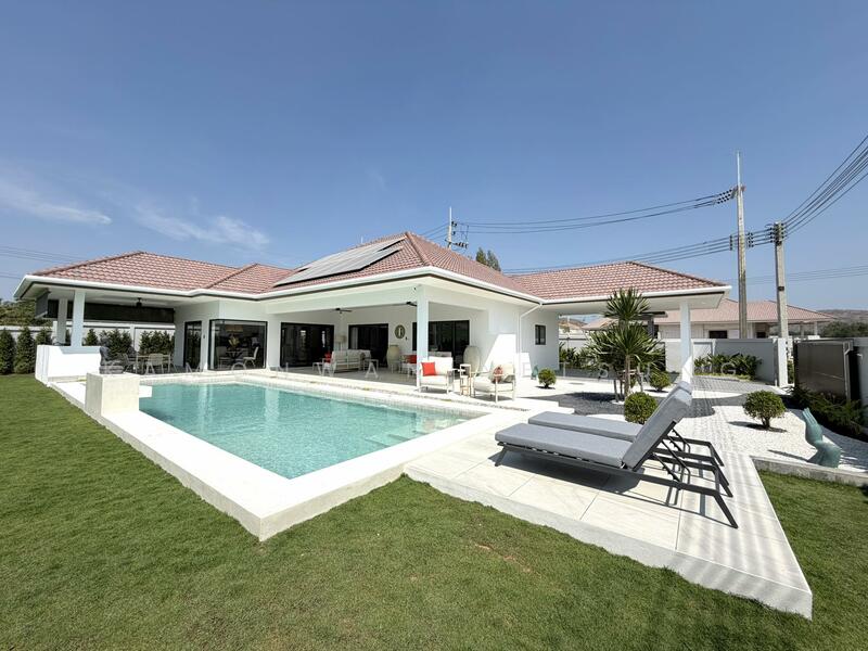 Comfort style and modern convenience villa, Prachuap Khiri Khan, Hua Hin, Hua Hin, Prachuap Khiri Khan, 3 Bedrooms, 248 sqm, Villa For Sale, by Kamonwan Netsung, 500131051 - DDproperty.com