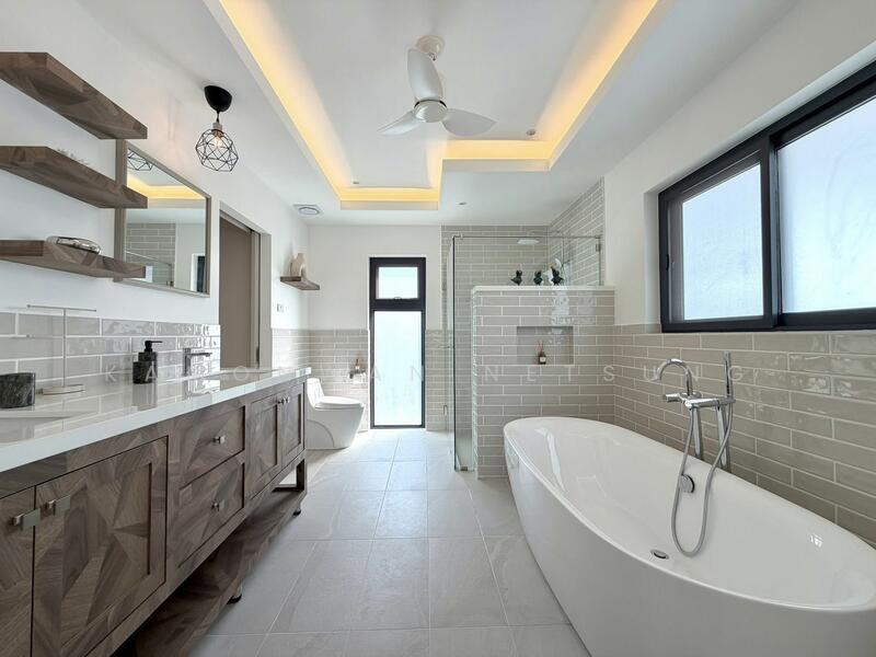 Comfort style and modern convenience villa, Prachuap Khiri Khan, Hua Hin, Hua Hin, Prachuap Khiri Khan, 3 Bedrooms, 248 sqm, Villa For Sale, by Kamonwan Netsung, 500131051 - DDproperty.com