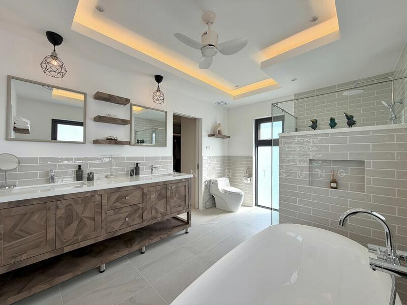 Comfort style and modern convenience villa, Prachuap Khiri Khan, Hua Hin, Hua Hin, Prachuap Khiri Khan, 3 Bedrooms, 248 sqm, Villa For Sale, by Kamonwan Netsung, 500131051 - DDproperty.com