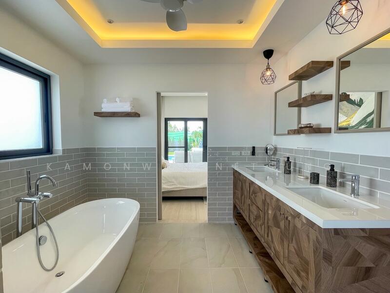 Comfort style and modern convenience villa, Prachuap Khiri Khan, Hua Hin, Hua Hin, Prachuap Khiri Khan, 3 Bedrooms, 248 sqm, Villa For Sale, by Kamonwan Netsung, 500131051 - DDproperty.com