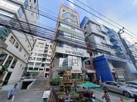 ขาย - อาคารสำนักงานสูง 8 ชั้น หน้าทางเข้าโรงพยาบาลพระราม 9, กรุงเทพ