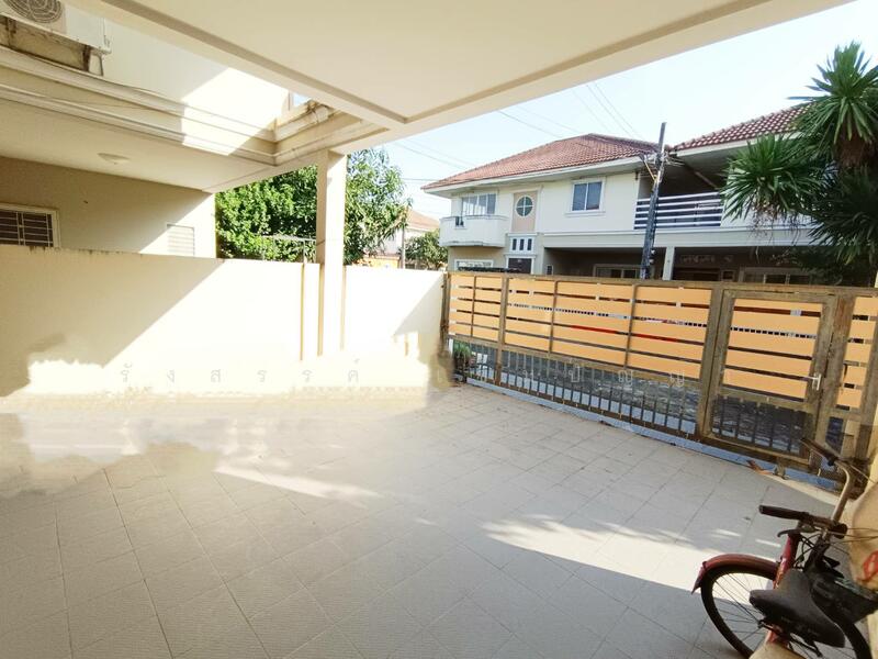 Ban Arunwan 4, Bangkok, Bang Chun, Khlong Sam Wa, Bangkok, 3 Bedrooms, 150 sqm, Semi-Detached House (Twin House) For Sale, by รังสรรค์ เขมปัญญา, 500131295 - DDproperty.com