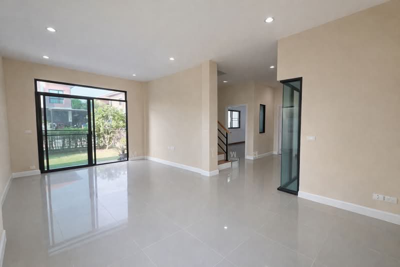 For Sale - The Ricco Residence Wongwaen-Hathairat, Bangkok