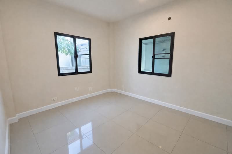 For Sale - The Ricco Residence Wongwaen-Hathairat, Bangkok