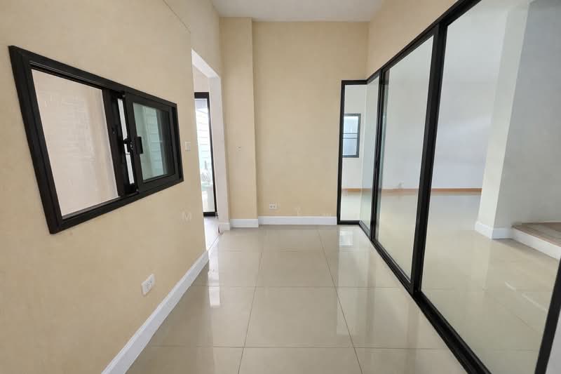 ขาย - The Ricco Residence Wongwaen-Hathairat : เดอะริคโค้ เรสซิเดนซ์ วงแหวนฯ-หทัยราษฎร์, กรุงเทพ