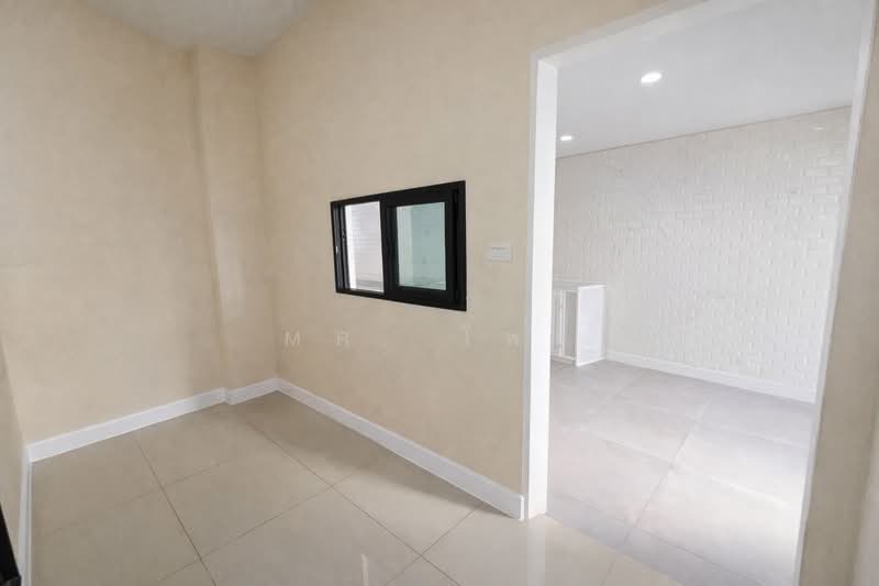 ขาย - The Ricco Residence Wongwaen-Hathairat : เดอะริคโค้ เรสซิเดนซ์ วงแหวนฯ-หทัยราษฎร์, กรุงเทพ