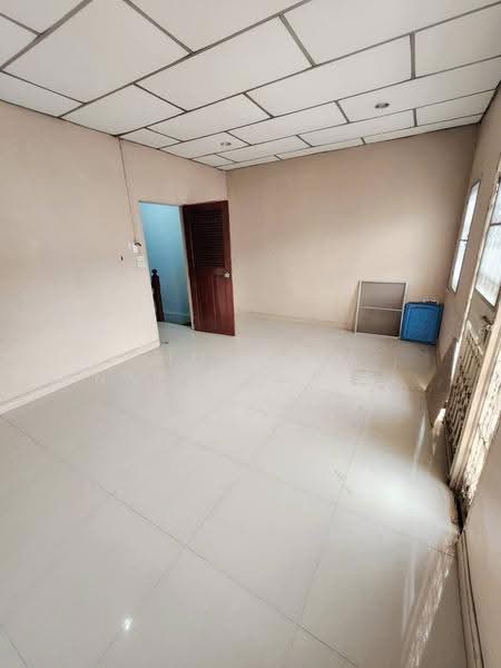 Phoem Phun Thani Village Kaset-Nawamin, Bangkok, ประเสริฐมนูกิจ, Nuan Chan, Bueng Kum, Bangkok, 3 Bedrooms, 200 sqm, Townhouse For Sale, by Chonlada Nakasemsuwan, 500131380 - ชั้น2 ห้องนอนใหญ่ ด้านหน้า - DDproperty.com