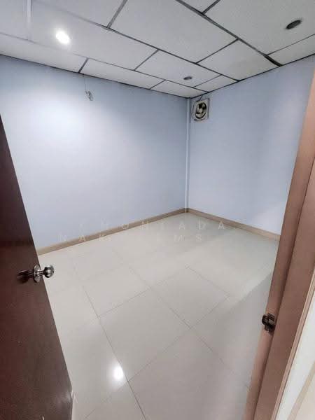 Phoem Phun Thani Village Kaset-Nawamin, Bangkok, ประเสริฐมนูกิจ, Nuan Chan, Bueng Kum, Bangkok, 3 Bedrooms, 200 sqm, Townhouse For Sale, by Chonlada Nakasemsuwan, 500131380 - ชั้น2 ห้องนอนกลาง - DDproperty.com