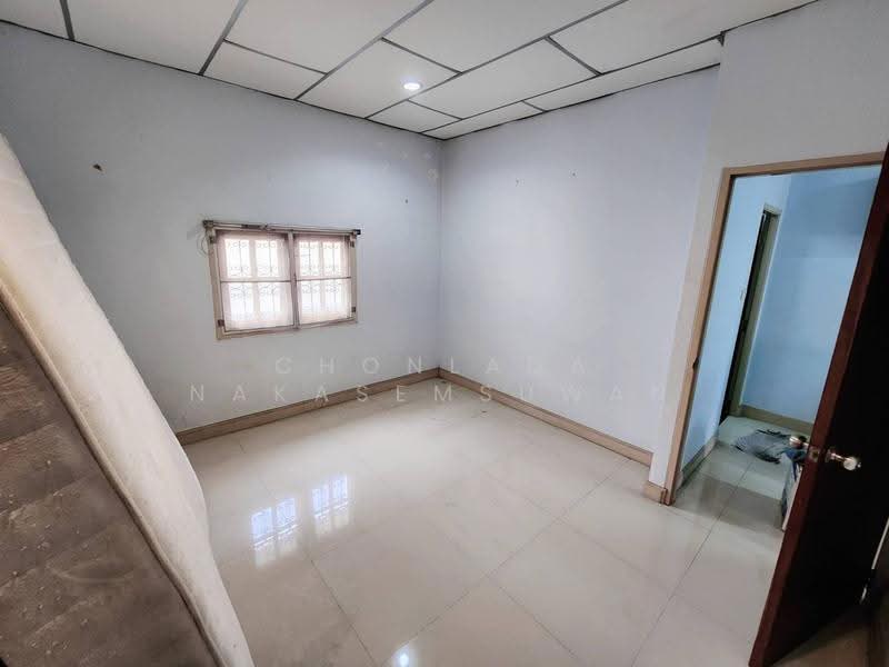 Phoem Phun Thani Village Kaset-Nawamin, Bangkok, ประเสริฐมนูกิจ, Nuan Chan, Bueng Kum, Bangkok, 3 Bedrooms, 200 sqm, Townhouse For Sale, by Chonlada Nakasemsuwan, 500131380 - ชั้น2 ห้องนอนเล็ก ด้านหลัง - DDproperty.com