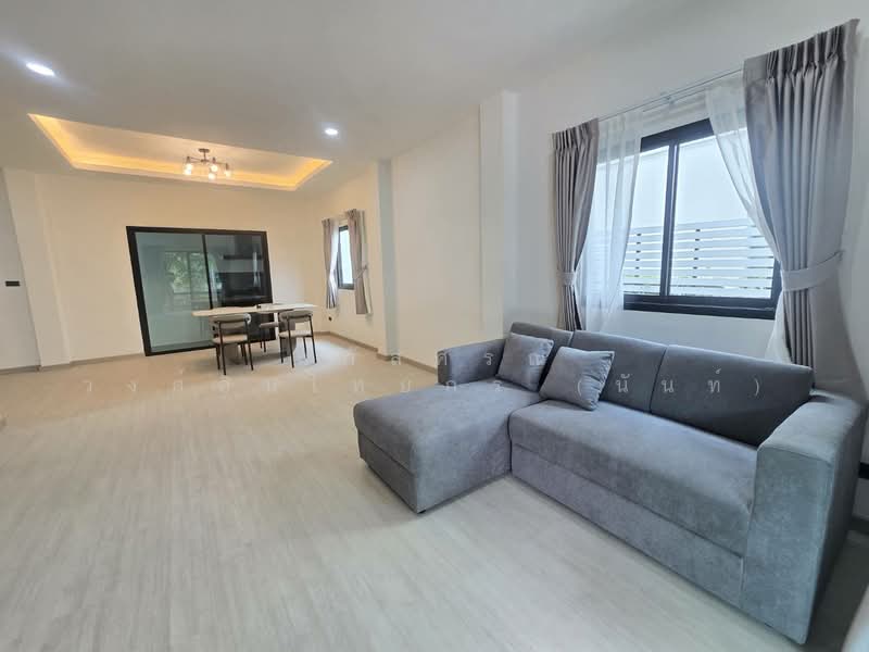 หมู่บ้าน พร้อมพัฒน์1 รามอินทรา ถนนหทัยราษฎร์ คลองสามวา, Bangkok, Sam Wa Tawan Tok, Khlong Sam Wa, Bangkok, 3 Bedrooms, 140 sqm, Semi-Detached House (Twin House) For Sale, by นภัสศรณ์ วงศ์สินไทยกร (นันท์), 500131390 - DDproperty.com