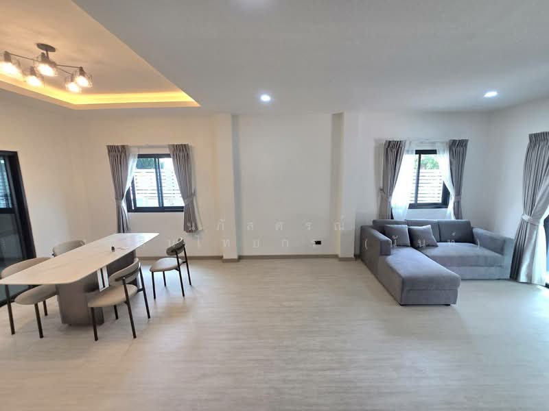 หมู่บ้าน พร้อมพัฒน์1 รามอินทรา ถนนหทัยราษฎร์ คลองสามวา, Bangkok, Sam Wa Tawan Tok, Khlong Sam Wa, Bangkok, 3 Bedrooms, 140 sqm, Semi-Detached House (Twin House) For Sale, by นภัสศรณ์ วงศ์สินไทยกร (นันท์), 500131390 - DDproperty.com