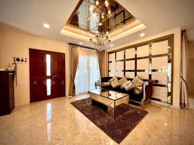 For Rent - Grand Bangkok Boulevard Rama 9 - Srinakarindra, Bangkok