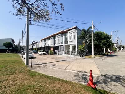 ขาย - Golden Town 3 Bangna-Suanluang : โกลเด้น ทาวน์ 3 บางนา-สวนหลวง, กรุงเทพ