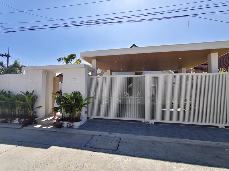 ขาย - บ้านพูลวิลล่าพร้อมสระส่วนตัว รีโนเวทใหม่ ทั้งหลัง, ภูเก็ต