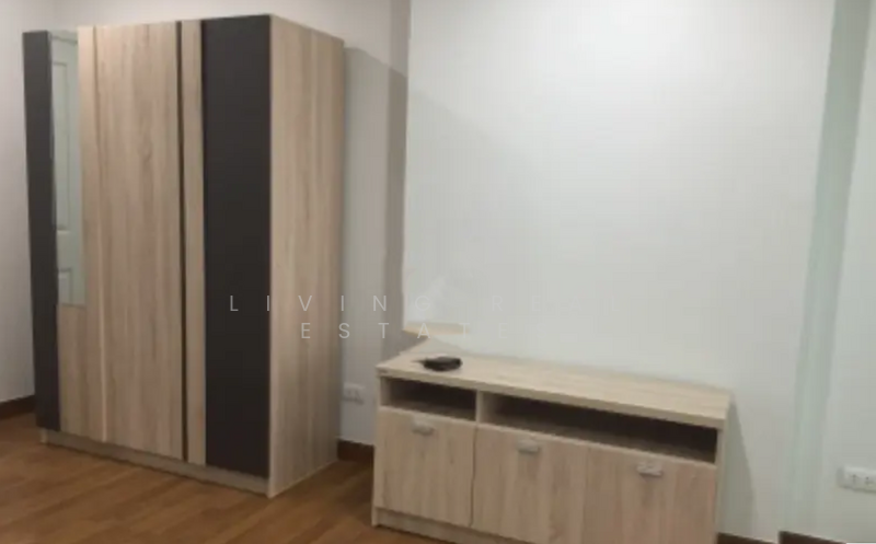 ให้เช่า - Regent Home Bangson 27 : รีเจ้นท์โฮม บางซ่อน 27, กรุงเทพ