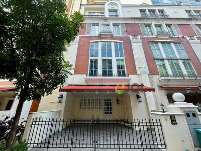 ขาย - Baan Klang Krung Thonglor : บ้านกลางกรุงทองหล่อ, กรุงเทพ