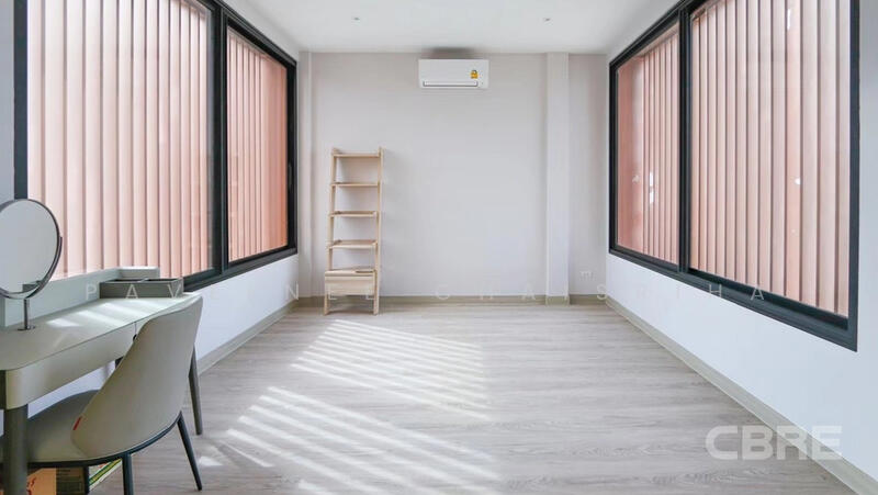 For Sale - Modern House with Gelato Boutique in Khao Yai, Nakhon Ratchasima