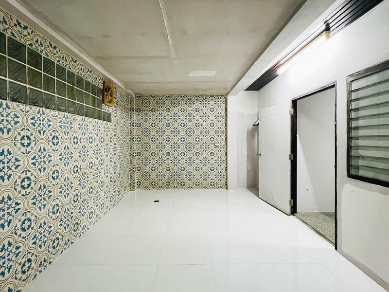 ขาย - ลาดพร้าว ประชาอุทิศ รามคำแหง, กรุงเทพ