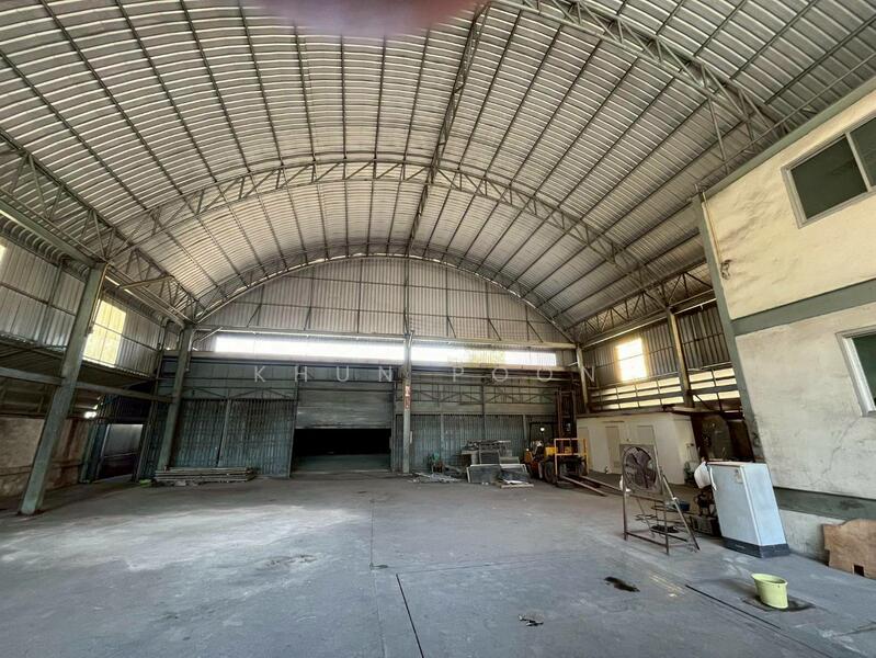 ให้เช่า - [English below] ให้เช่า โกดัง ติดถนนใหญ่ ทำเลปู่เจ้า(SPSSR50), สมุทรปราการ