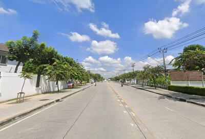 ขาย - ขายที่ดินเปล่าถมแล้วติดถนนสุขาภิบาล 2 เชปสวยหน้ากว้าง, กรุงเทพ