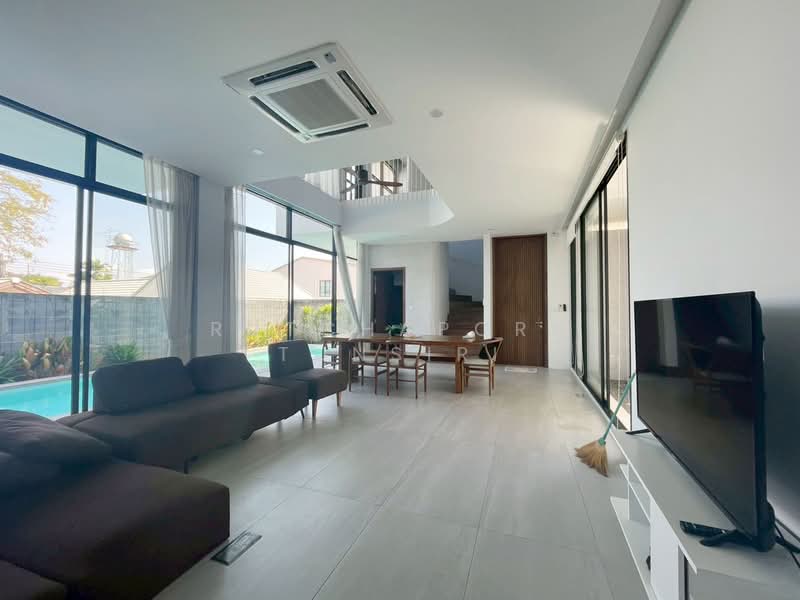 ให้เช่า - บ้าน 3 ชั้น พร้อมสระว่ายน้ำส่วนตัว ให้เช่า – ใกล้มหาวิทยาลัยเชียงใหม่ เพียง 5 นาที ค่าเช่า 70,000 บา, เชียงใหม่