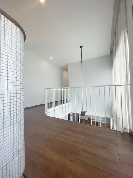 ให้เช่า - บ้าน 3 ชั้น พร้อมสระว่ายน้ำส่วนตัว ให้เช่า – ใกล้มหาวิทยาลัยเชียงใหม่ เพียง 5 นาที ค่าเช่า 70,000 บา, เชียงใหม่