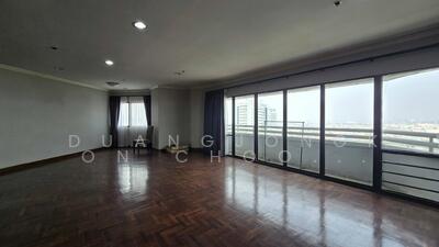 ขาย - Central City East Tower : เซ็นทรัลซิตี้ บางนา อีสทาวเวอร์, กรุงเทพ
