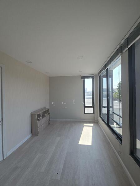 For Sale - ตึกมุมหายาก ทำเลการค้า เหมาะสำหรับทำHome ออฟฟิศ ,Clinic หรือทำค้าขาย !! อาคารพาณิชย์4ชั้น 34.8 ตร.วา, Samut Prakan