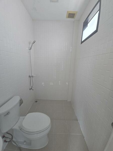 For Sale - ตึกมุมหายาก ทำเลการค้า เหมาะสำหรับทำHome ออฟฟิศ ,Clinic หรือทำค้าขาย !! อาคารพาณิชย์4ชั้น 34.8 ตร.วา, Samut Prakan