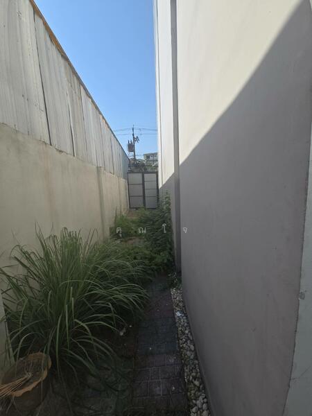 For Sale - ตึกมุมหายาก ทำเลการค้า เหมาะสำหรับทำHome ออฟฟิศ ,Clinic หรือทำค้าขาย !! อาคารพาณิชย์4ชั้น 34.8 ตร.วา, Samut Prakan