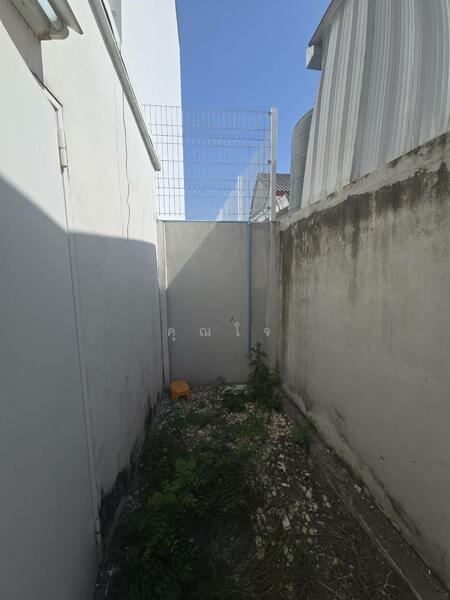 For Sale - ตึกมุมหายาก ทำเลการค้า เหมาะสำหรับทำHome ออฟฟิศ ,Clinic หรือทำค้าขาย !! อาคารพาณิชย์4ชั้น 34.8 ตร.วา, Samut Prakan