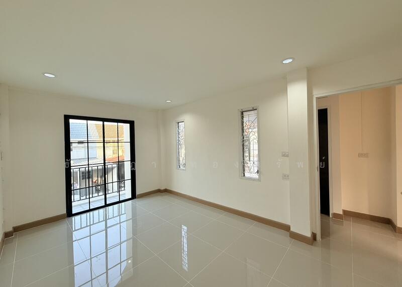 ขาย - Poonsinh Thani 3 : พูนสินธานี 3, กรุงเทพ