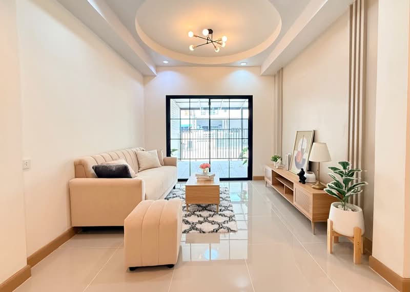 Poonsinh Thani 3 : พูนสินธานี 3, กรุงเทพ, ถ.ราษฎร์พัฒนา, คลองสองต้นนุ่น, ลาดกระบัง, กรุงเทพ, 150 ตร.ม., ทาวน์เฮ้าส์ ขาย, โดย ธัญรฎา ทองทรัพย์, 500132383 - DDproperty.com