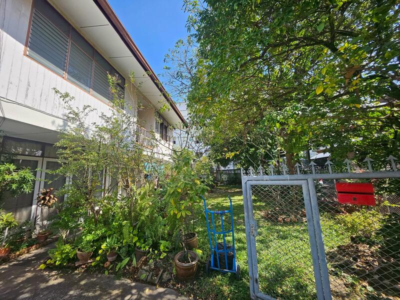 For Sale - ขายที่ดินพร้อมสิ่งปลูกสร้างทำเลหายาก ย่านสามเสน – ซอยองครักษ์ เงียบสงบ เป็นส่วนตัว ใจกลางเมืองชั้นใน, Bangkok