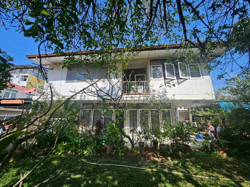 For Sale - ขายที่ดินพร้อมสิ่งปลูกสร้างทำเลหายาก ย่านสามเสน – ซอยองครักษ์ เงียบสงบ เป็นส่วนตัว ใจกลางเมืองชั้นใน, Bangkok