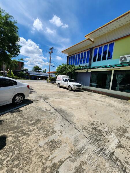 เกสต์เฮ้าส์ อยุธยา, Phra Nakhon Si Ayutthaya, Suan Plik, Phra Nakhon Sri Ayutthaya, Phra Nakhon Si Ayutthaya, , 1,000 sqm, Business For Sale, by Chonlada Nakasemsuwan, 500132422 - ลานที่จอดรถลูกค้า  - DDproperty.com