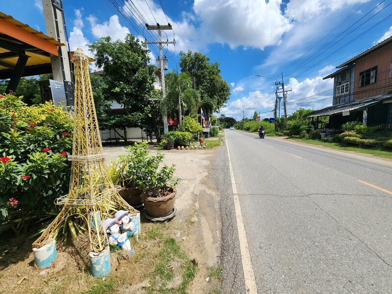 เกสต์เฮ้าส์ อยุธยา, Phra Nakhon Si Ayutthaya, Suan Plik, Phra Nakhon Sri Ayutthaya, Phra Nakhon Si Ayutthaya, , 1,000 sqm, Business For Sale, by Chonlada Nakasemsuwan, 500132422 - หน้ากว้างติดถนนใหญ่ 70 เมตร โดยประมาณ  - DDproperty.com