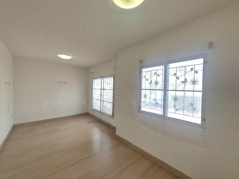 For Sale - Baan Pruksa 67 Lamlookka Klong 2, Pathum Thani